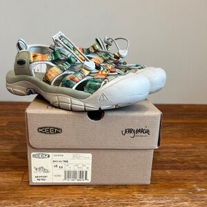Keen Womens Jerry Garcia Newport Retro sandals Multicolor straps